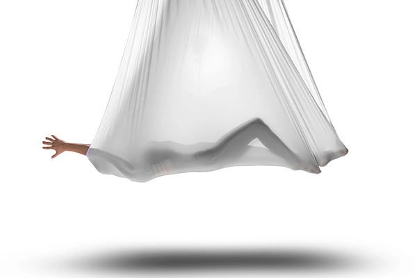 Aerial (Hamak) Yoga