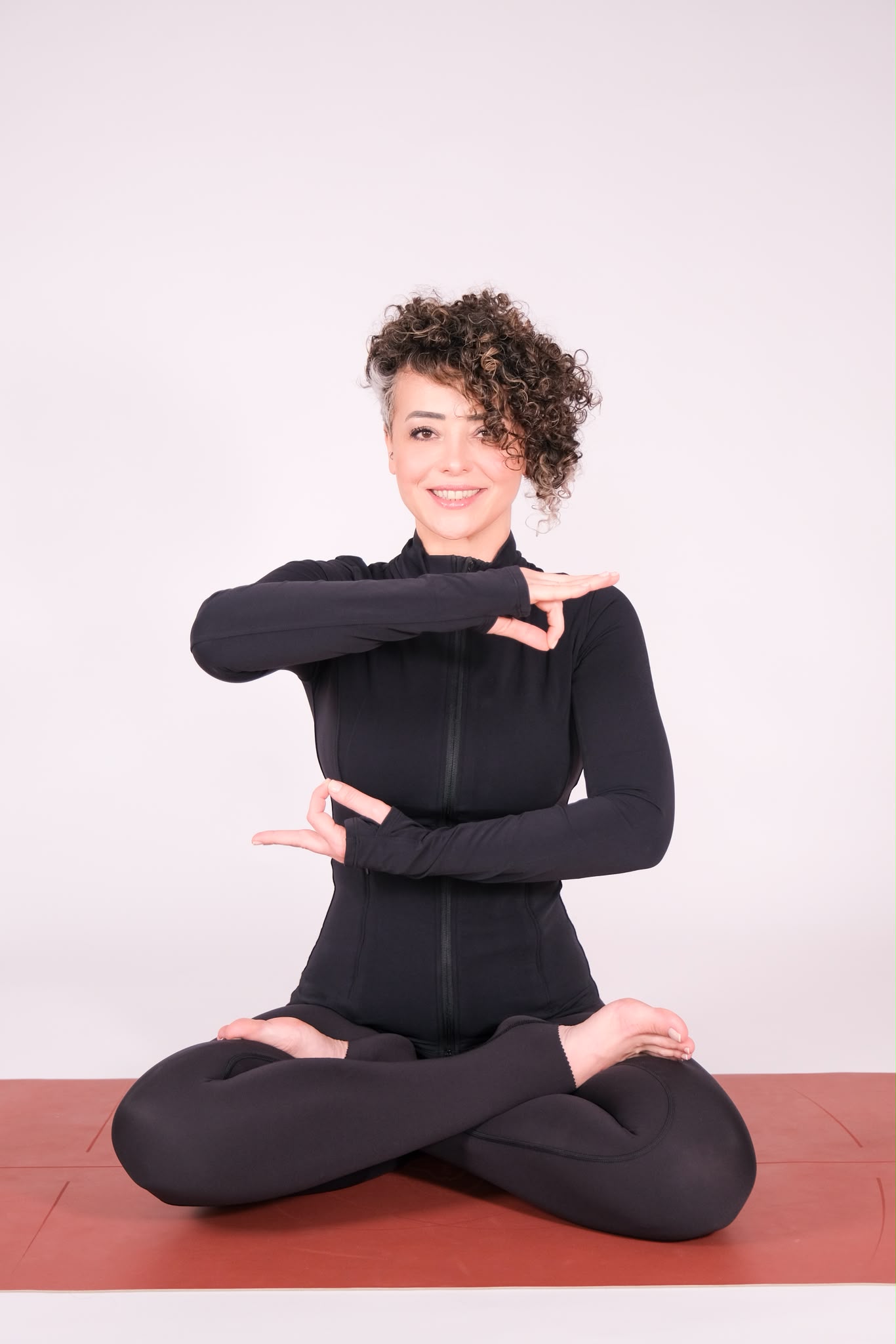 Eda Özdoğan Pilates ve Yoga Eğitmeni